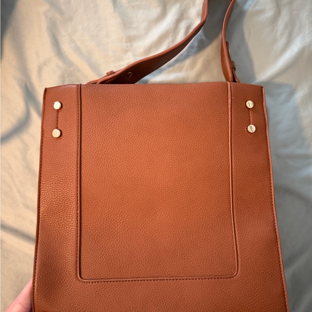 Elegant Brown Tote Bag - Picture 2 of 6